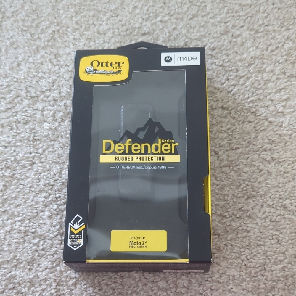 OtterBox Defender Black Rugged Phone Case Moto Z2 Force